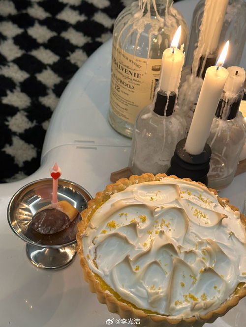 組圖 李光潔曬照為妻子隋雨蒙慶生 二人共享燭光晚餐好浪漫